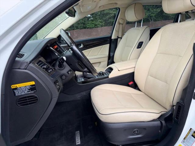 2014 Hyundai Equus Signature