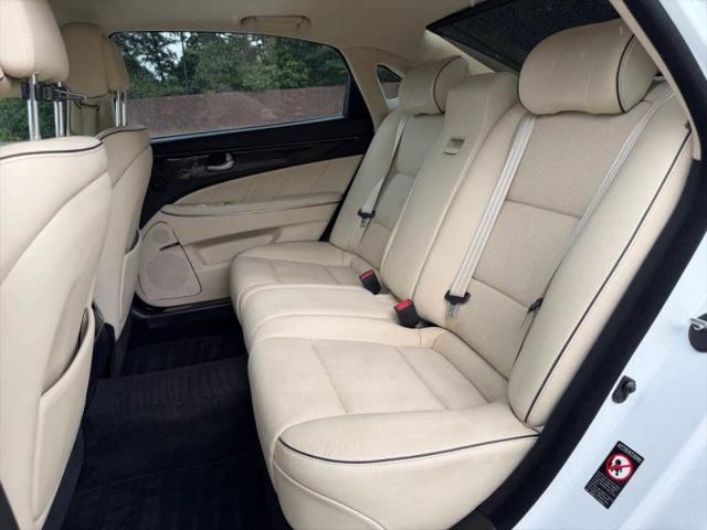 2014 Hyundai Equus Signature
