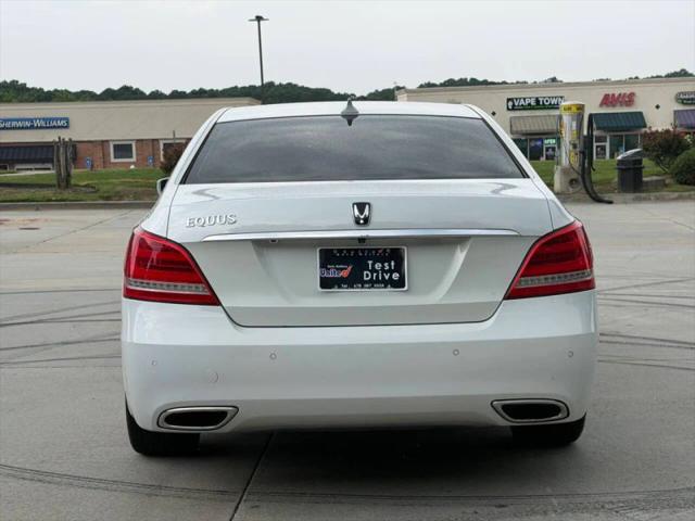 2014 Hyundai Equus Signature