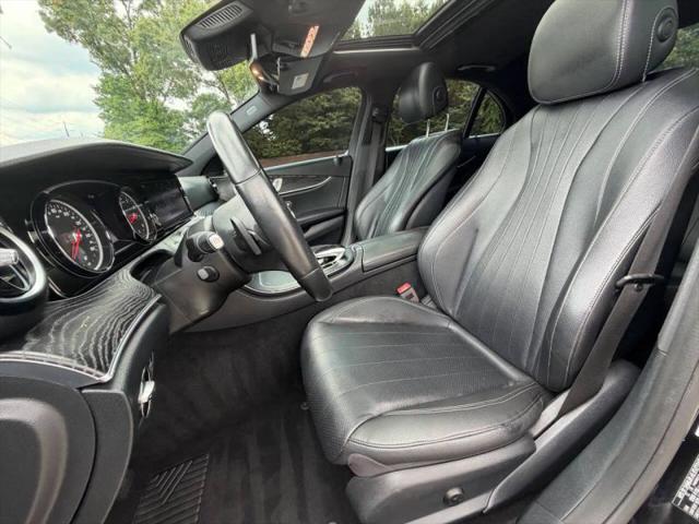 2019 Mercedes-Benz E-CLASS E 300 E 300