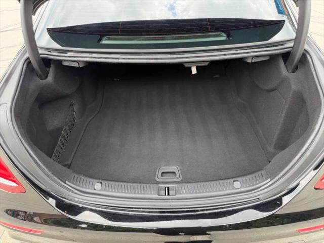 2019 Mercedes-Benz E-CLASS E 300 E 300