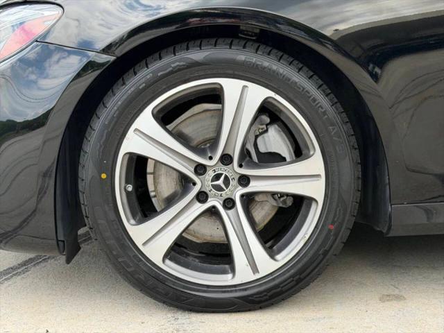 2019 Mercedes-Benz E-CLASS E 300 E 300