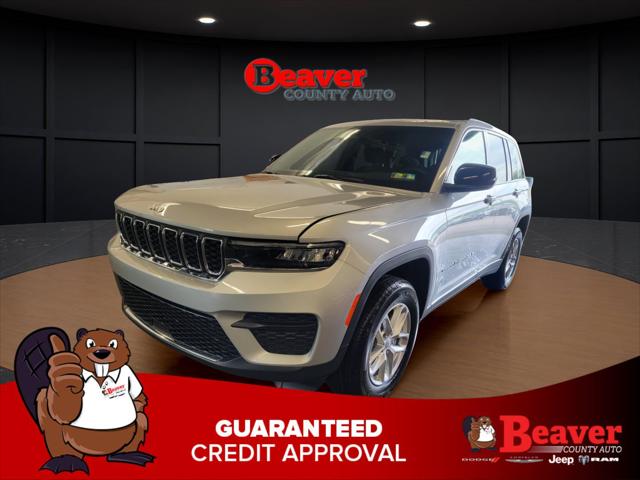 2026 Jeep Grand Cherokee Altitude 4x4 for sale in Beaver Falls, PA