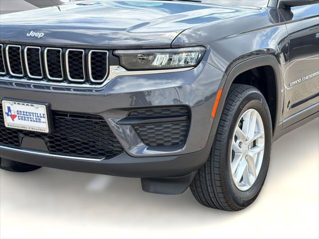 2026 Jeep Grand Cherokee Laredo 4x2