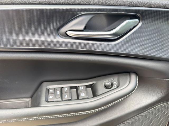 2026 Jeep Grand Cherokee Laredo 4x2