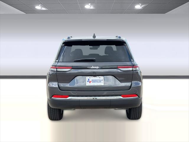 2026 Jeep Grand Cherokee Laredo 4x2