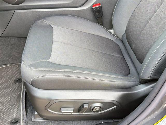 2026 Jeep Grand Cherokee Laredo 4x2