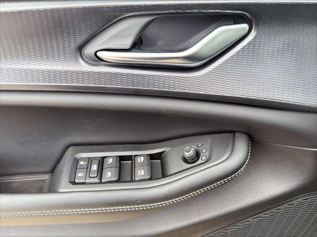 2026 Jeep Grand Cherokee Laredo 4x2