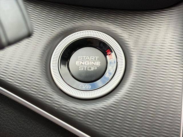 2026 Jeep Grand Cherokee Laredo 4x2