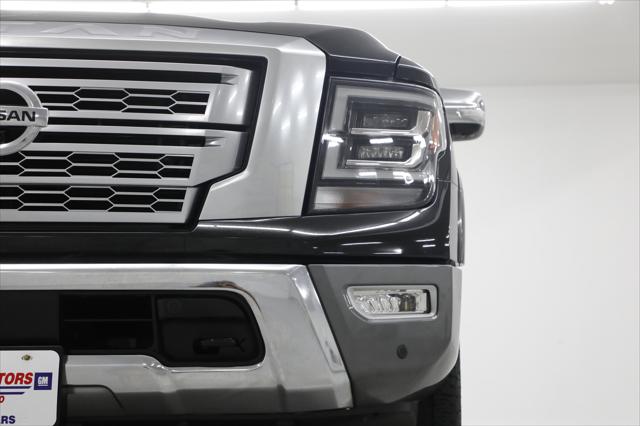 2022 Nissan Titan Crew Cab Platinum Reserve 4x4