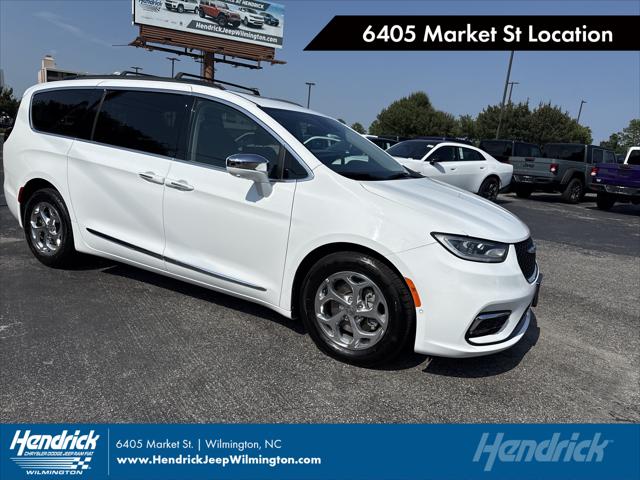 2022 Chrysler Pacifica Limited for sale in Wilmington, NC