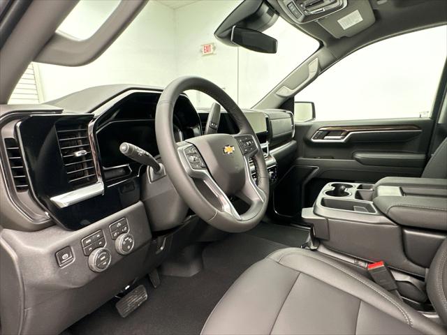 2026 Chevrolet Silverado 1500 4WD Crew Cab Standard Bed LT