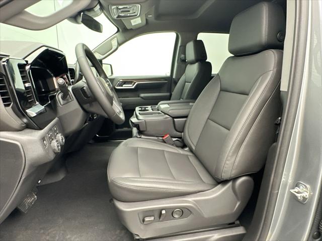 2026 Chevrolet Silverado 1500 4WD Crew Cab Standard Bed LT