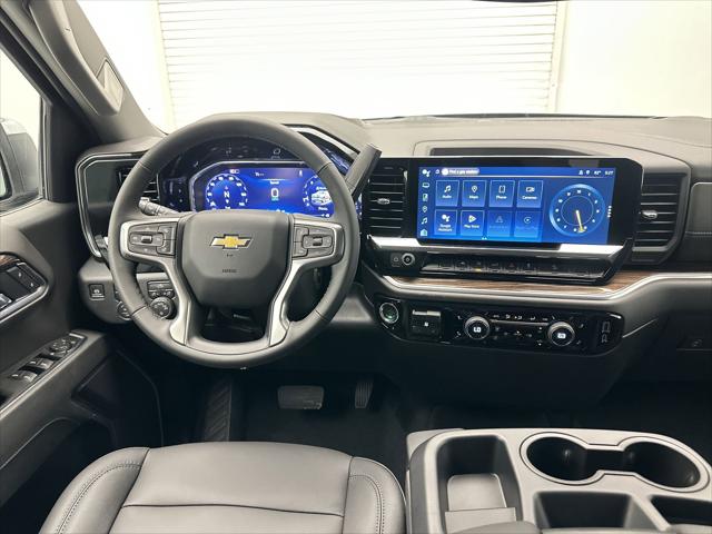 2026 Chevrolet Silverado 1500 4WD Crew Cab Standard Bed LT