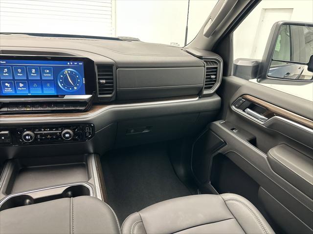2026 Chevrolet Silverado 3500HD Crew Cab, Standard Bed, LT, 4WD