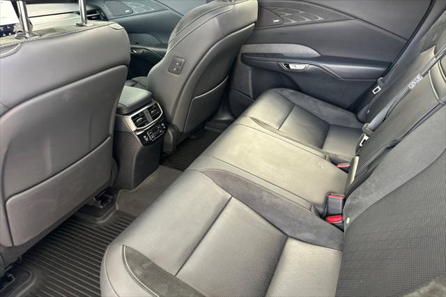 2025 Lexus RX 450h+ Luxury