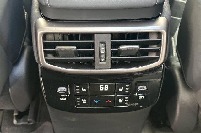 2025 Lexus RX 450h+ Luxury