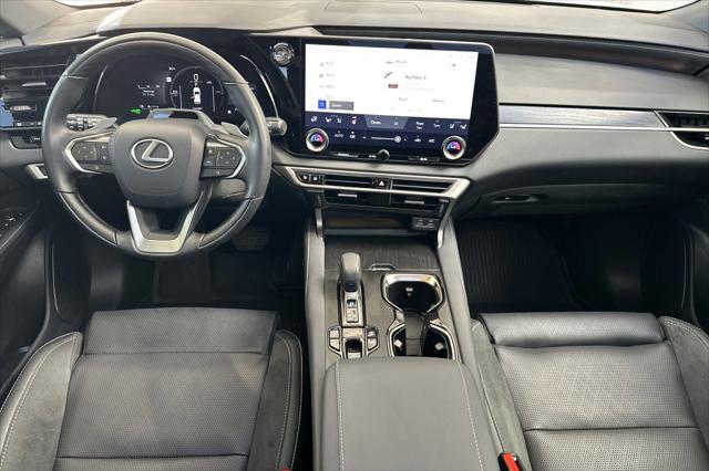 2025 Lexus RX 450h+ Luxury