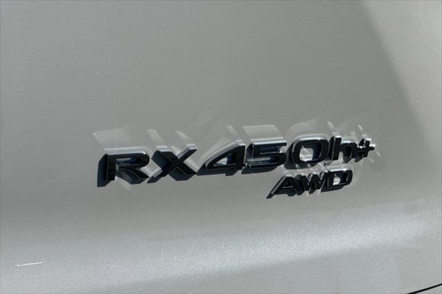 2025 Lexus RX 450h+ Luxury