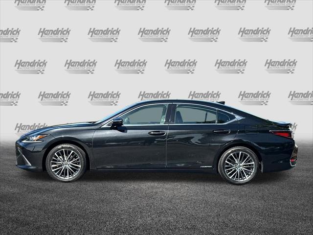 2022 Lexus ES 300h 300h