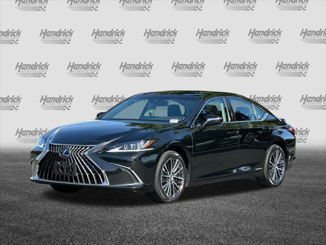 2022 Lexus ES 300h 300h