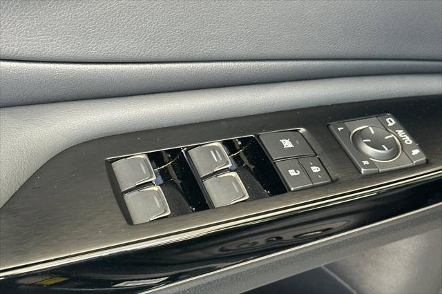 2022 Lexus ES 300h 300h