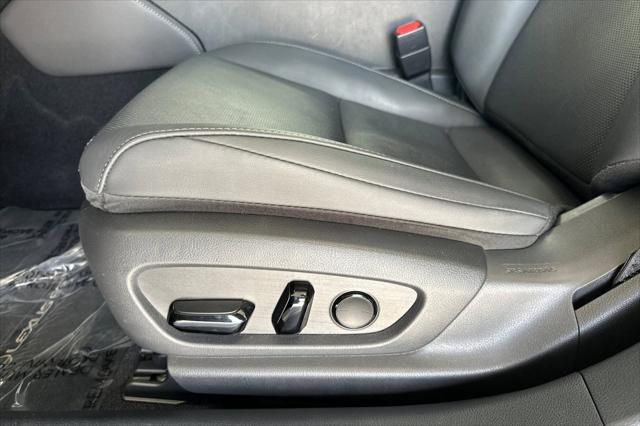 2022 Lexus ES 300h 300h