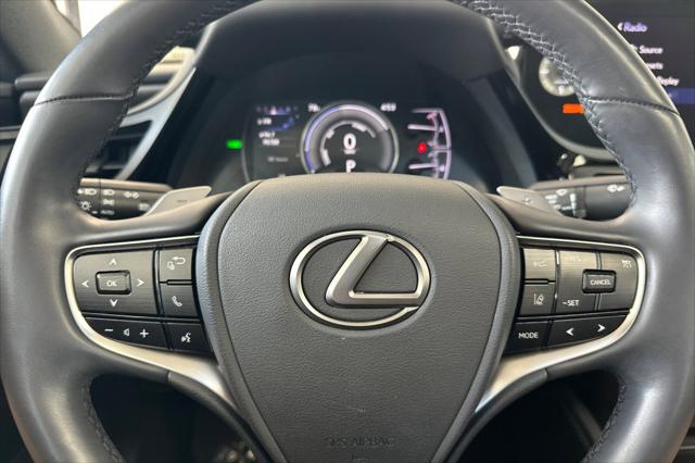 2022 Lexus ES 300h 300h