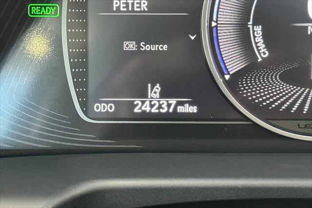 2022 Lexus ES 300h 300h