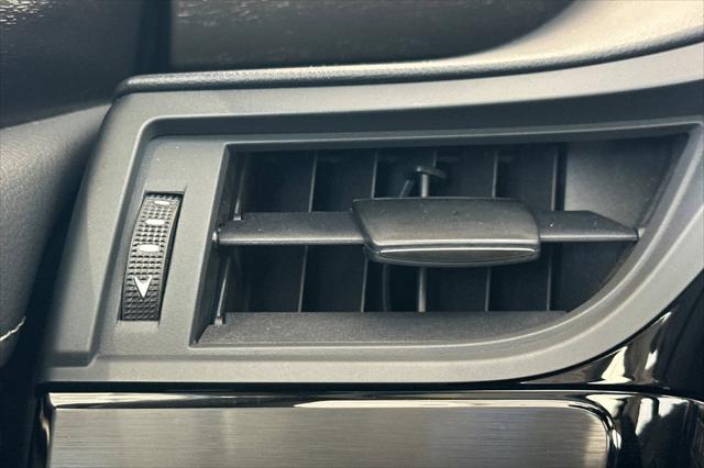 2022 Lexus ES 300h 300h