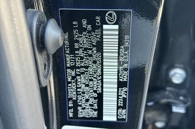 2022 Lexus ES 300h 300h