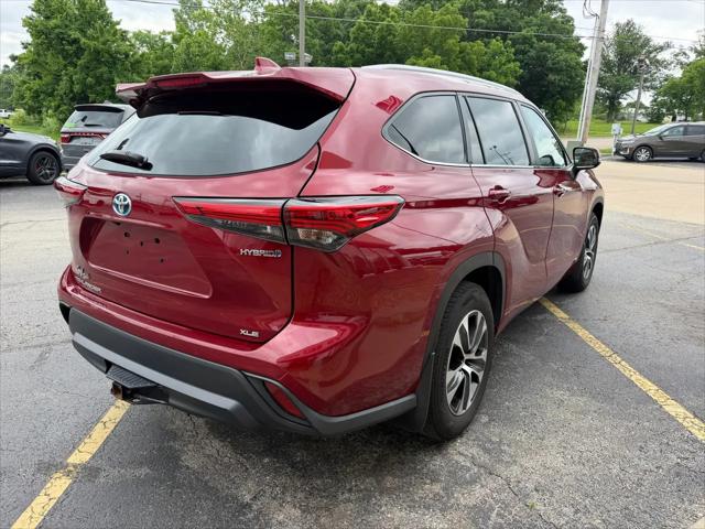 2023 Toyota Highlander Hybrid XLE