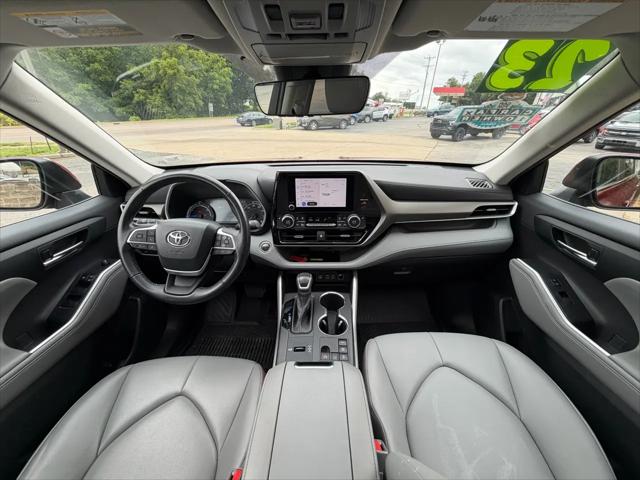 2023 Toyota Highlander Hybrid XLE