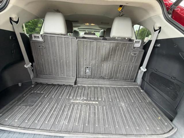 2023 Toyota Highlander Hybrid XLE