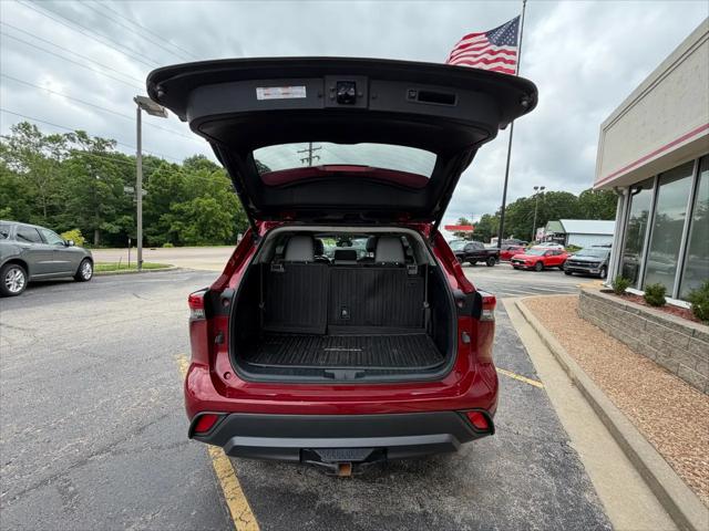 2023 Toyota Highlander Hybrid XLE