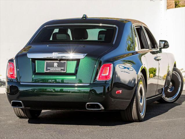 2023 Rolls-Royce Phantom Base