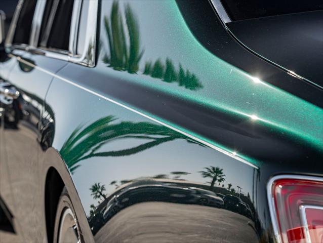 2023 Rolls-Royce Phantom Base