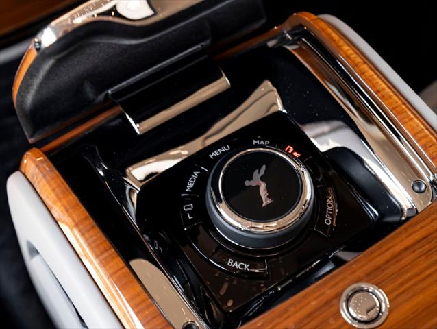 2023 Rolls-Royce Phantom Base