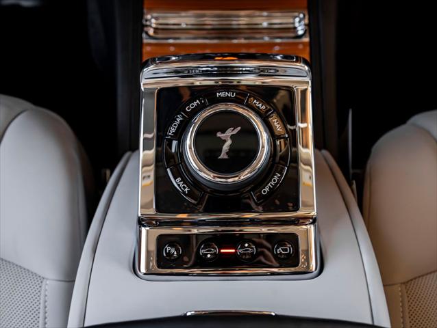2023 Rolls-Royce Phantom Base