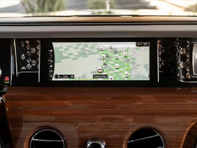 2023 Rolls-Royce Phantom Base