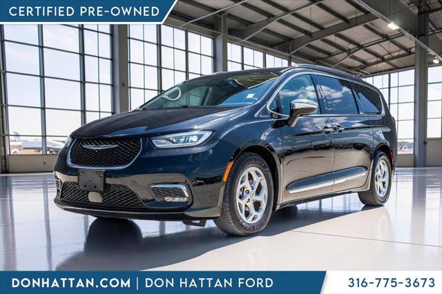 2023 Chrysler Pacifica Limited for sale in Derby, KS