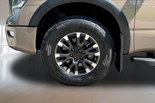 2023 Nissan Titan Crew Cab PRO-4X 4x4
