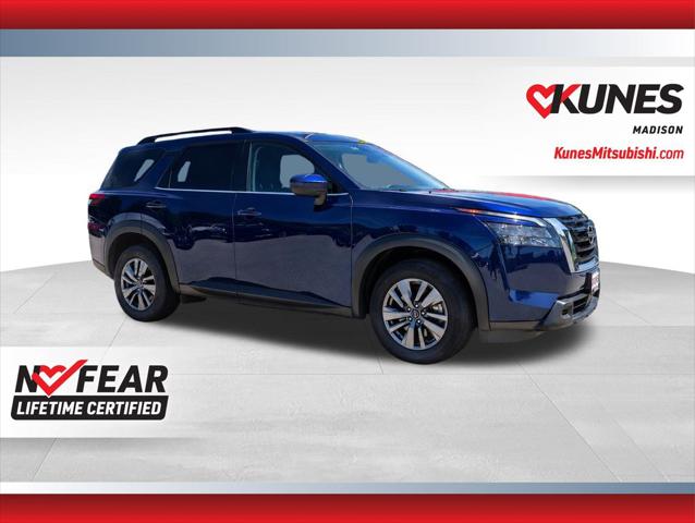 2025 Nissan Pathfinder SV 4WD for sale in Madison, WI