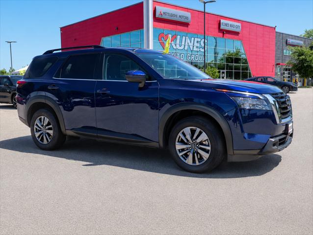 2025 Nissan Pathfinder SV 4WD