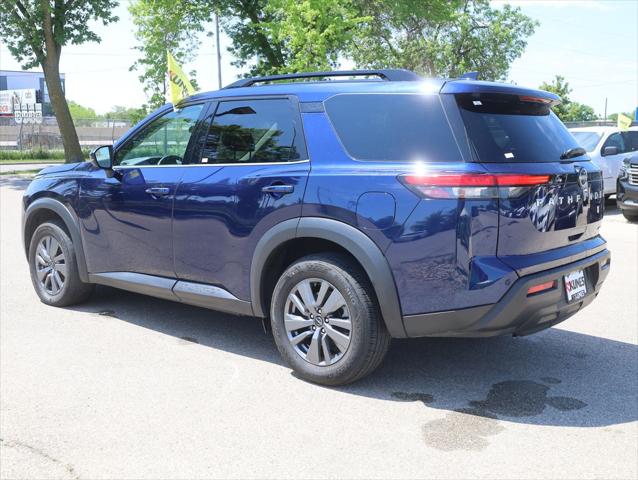 2025 Nissan Pathfinder SV 4WD