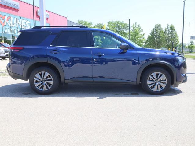 2025 Nissan Pathfinder SV 4WD