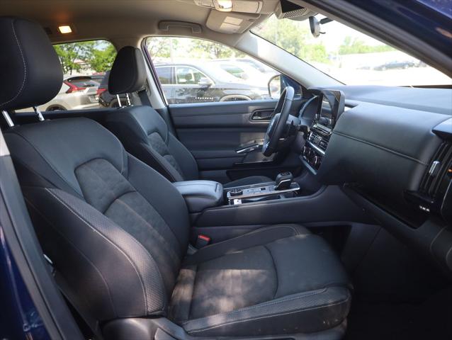 2025 Nissan Pathfinder SV 4WD