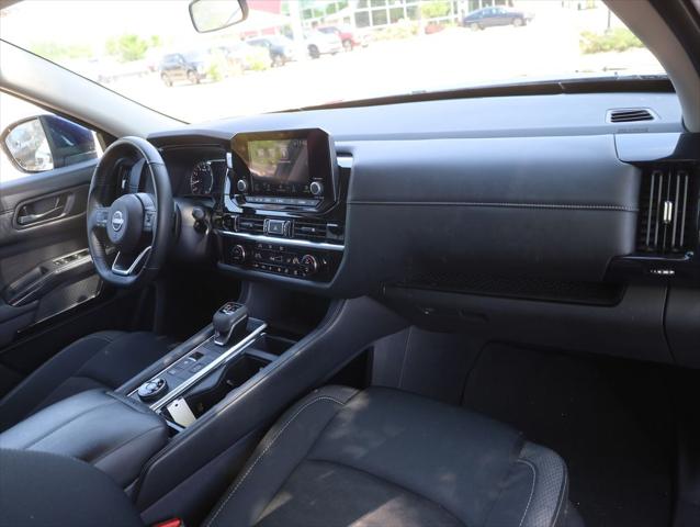 2025 Nissan Pathfinder SV 4WD