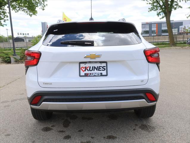 2025 Chevrolet Trax FWD LT