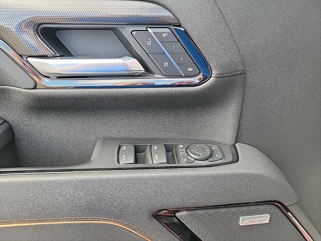 2025 GMC Sierra 2500HD 4WD Crew Cab Standard Bed AT4